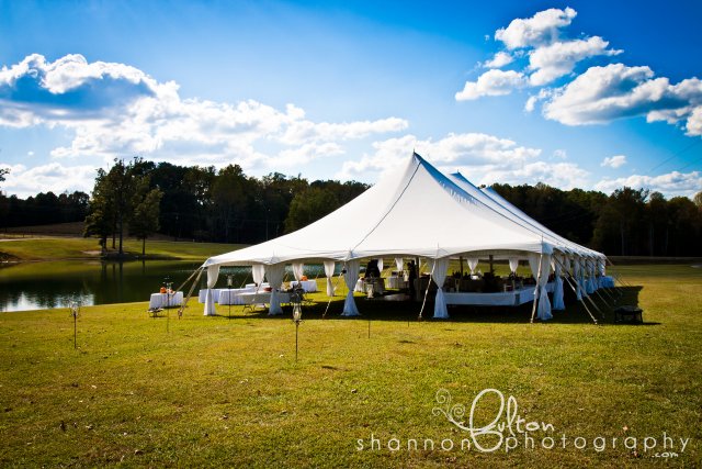 tent, outdoor, reagan tn, nashville area wedding, picture this bride